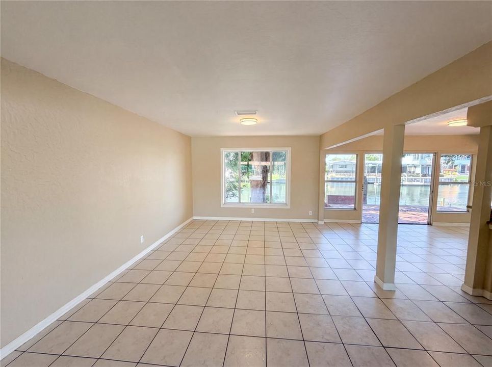 For Sale: $640,000 (4 beds, 3 baths, 2140 Square Feet)
