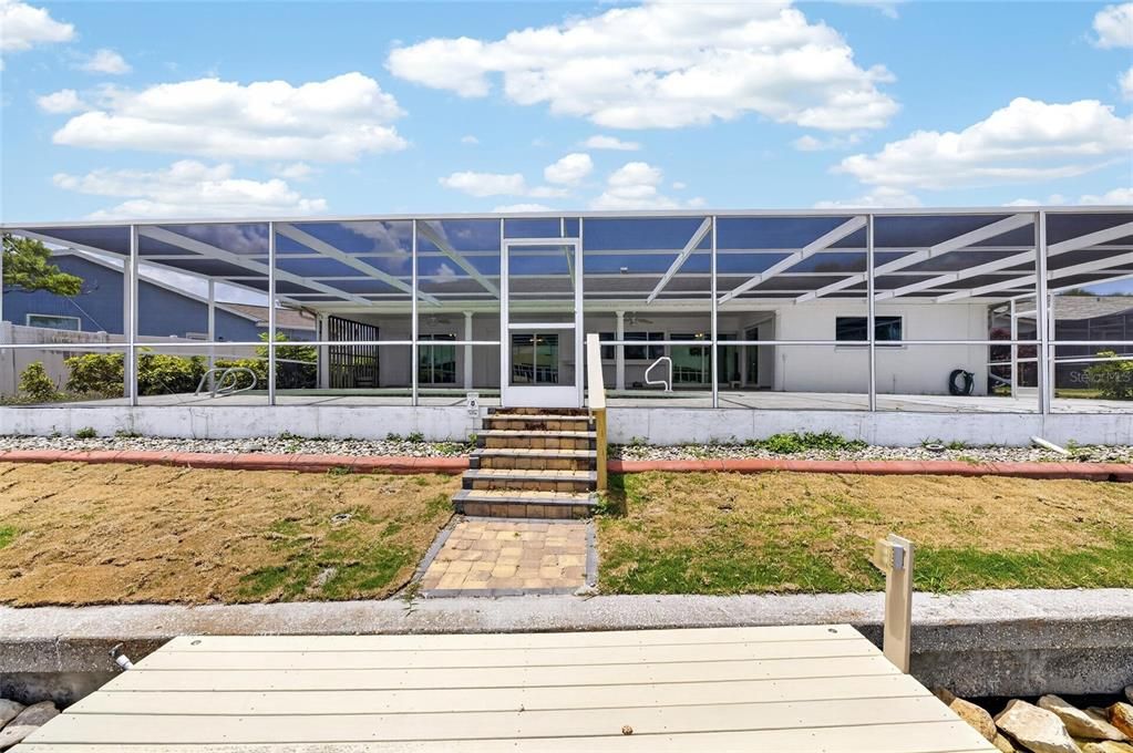 For Rent: $4,200 (3 beds, 2 baths, 1636 Square Feet)