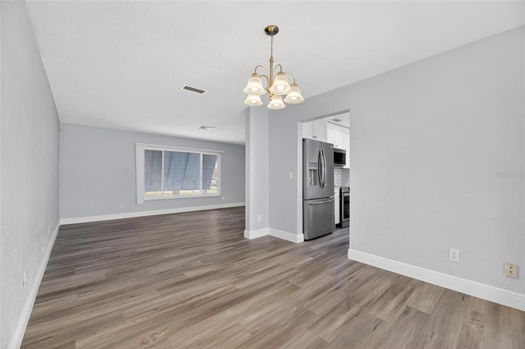 For Rent: $4,200 (3 beds, 2 baths, 1636 Square Feet)
