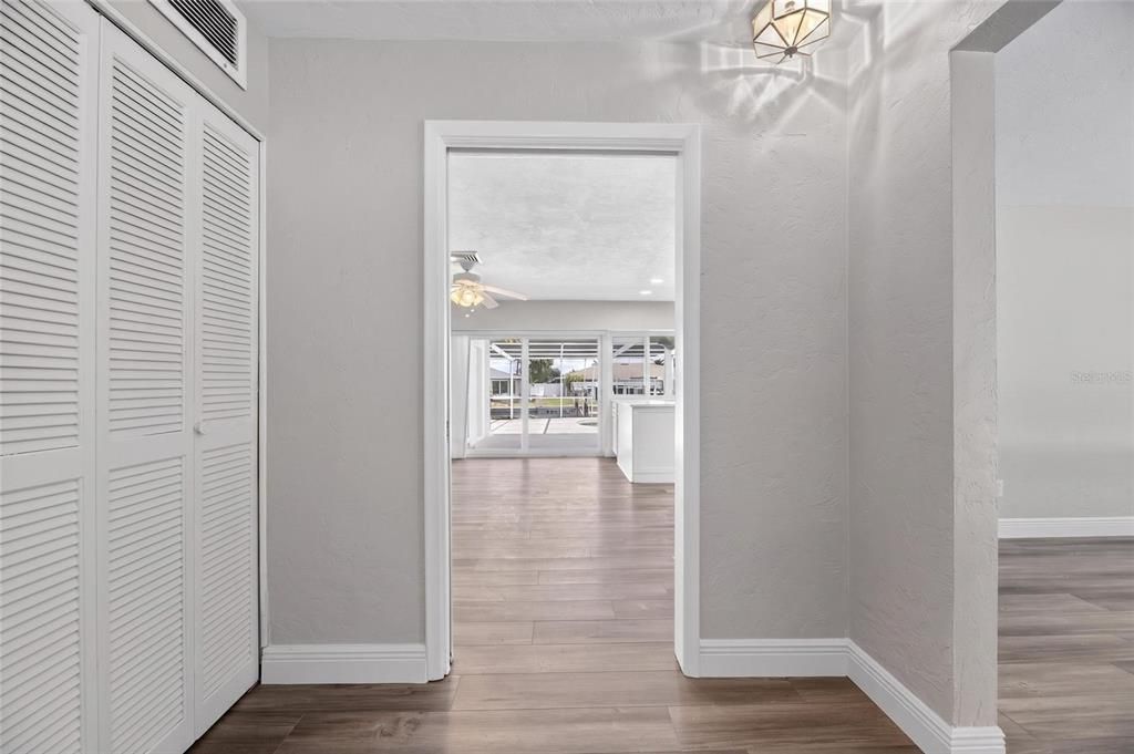 For Rent: $4,200 (3 beds, 2 baths, 1636 Square Feet)
