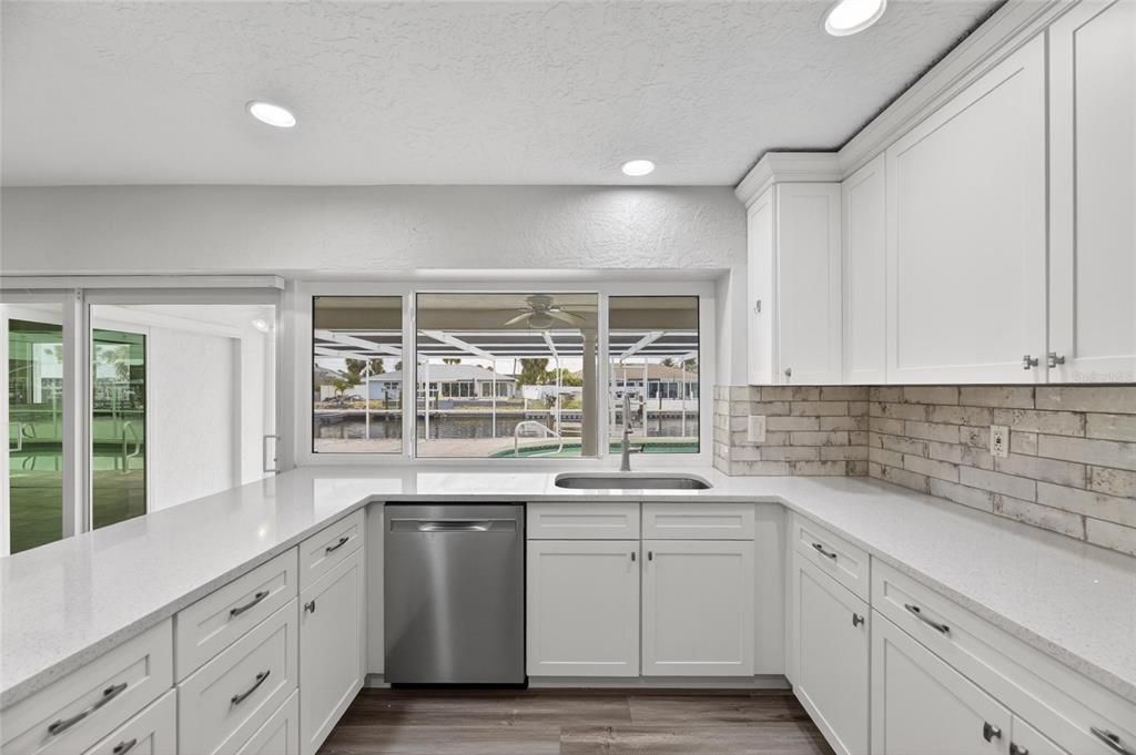 For Rent: $4,200 (3 beds, 2 baths, 1636 Square Feet)
