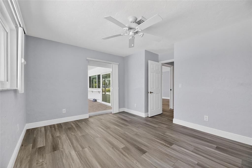 For Rent: $4,200 (3 beds, 2 baths, 1636 Square Feet)