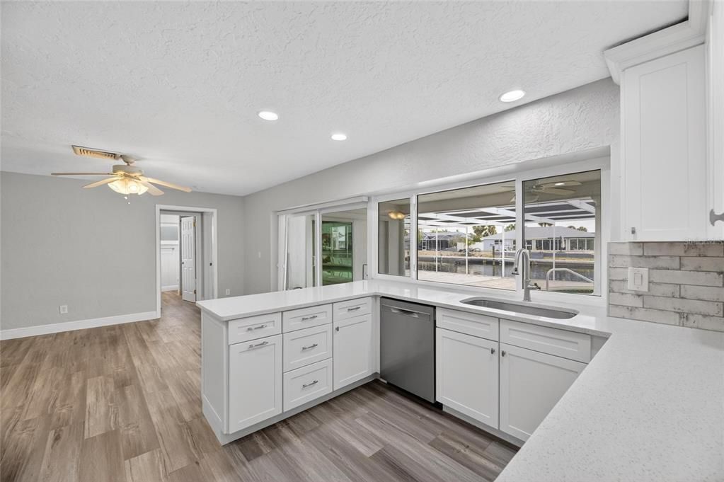 For Rent: $4,200 (3 beds, 2 baths, 1636 Square Feet)