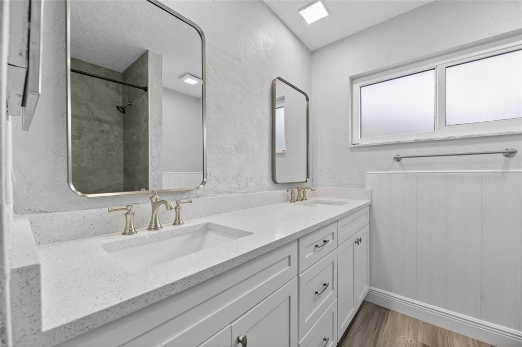 For Rent: $4,200 (3 beds, 2 baths, 1636 Square Feet)