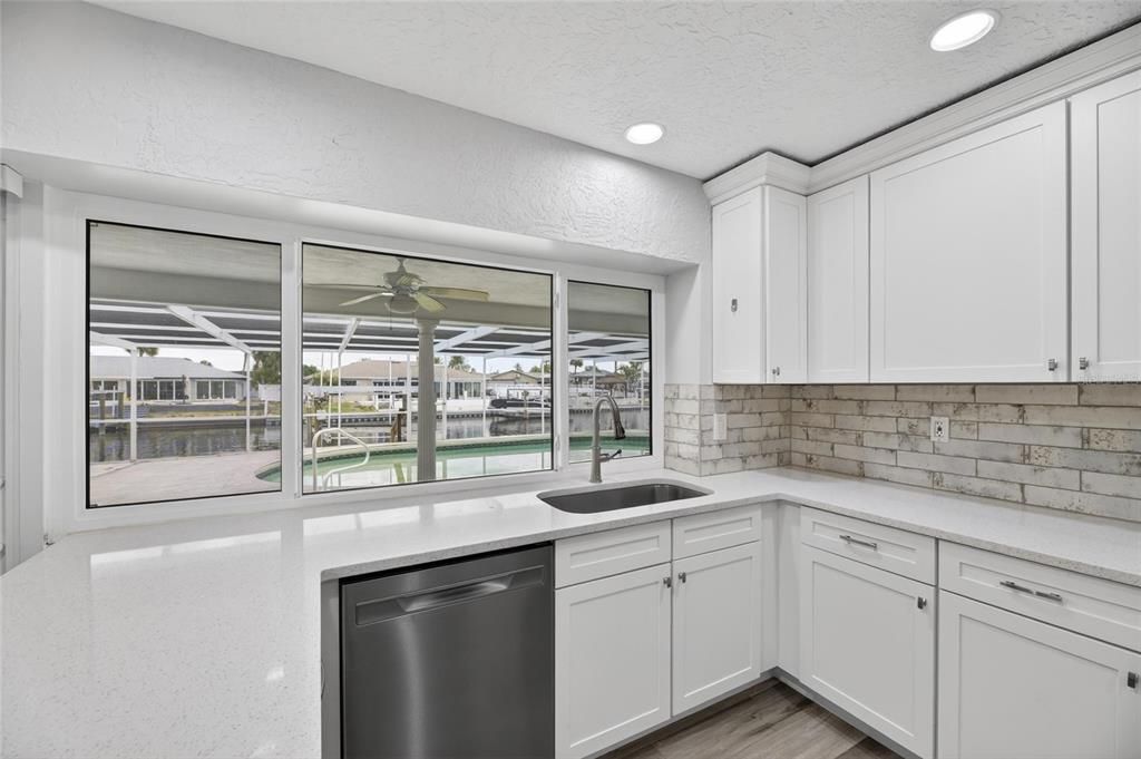 For Rent: $4,200 (3 beds, 2 baths, 1636 Square Feet)