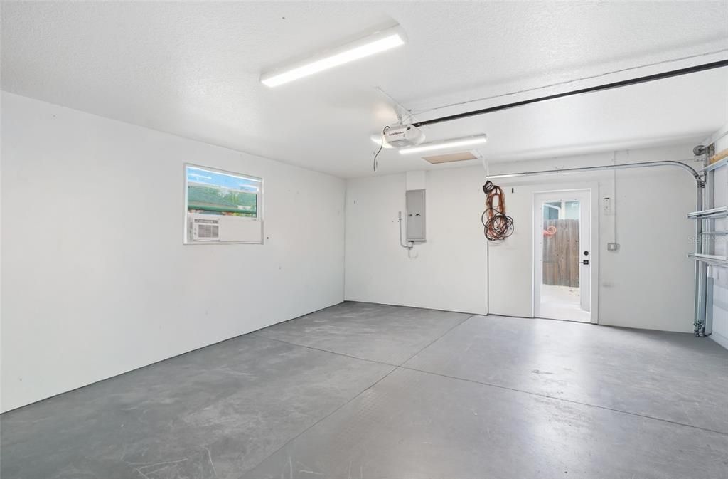 For Sale: $465,000 (3 beds, 2 baths, 1620 Square Feet)