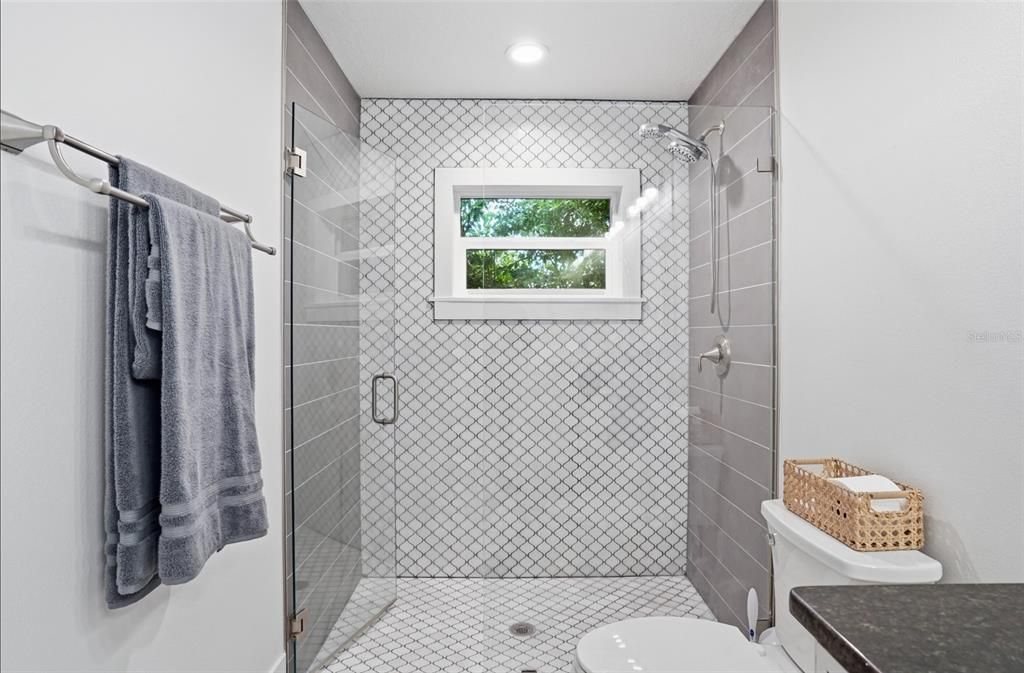 For Sale: $465,000 (3 beds, 2 baths, 1620 Square Feet)