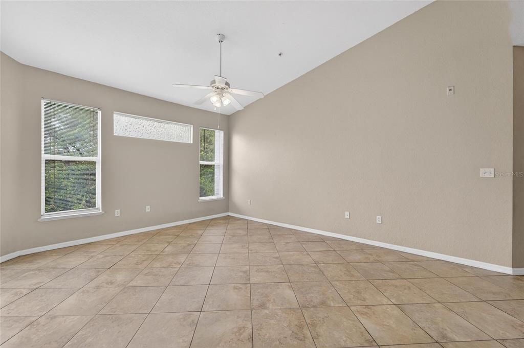 For Rent: $1,500 (2 beds, 2 baths, 1068 Square Feet)
