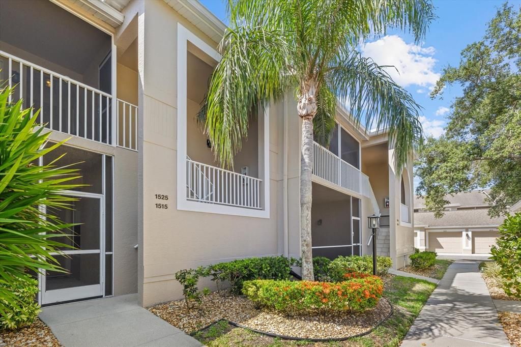 For Sale: $345,000 (2 beds, 2 baths, 1333 Square Feet)