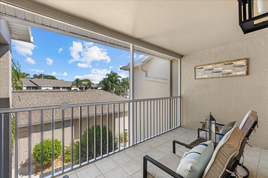 For Sale: $345,000 (2 beds, 2 baths, 1333 Square Feet)
