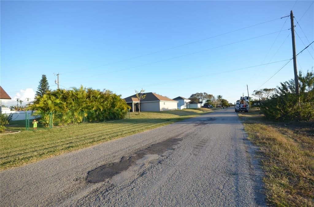 Activo con contrato: $89,500 (0.23 acres)