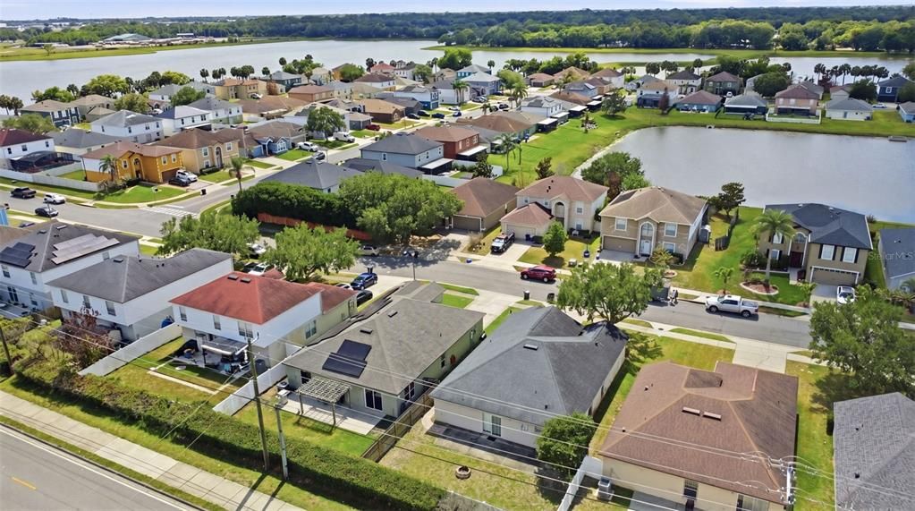 Activo con contrato: $420,000 (4 camas, 2 baños, 2021 Pies cuadrados)