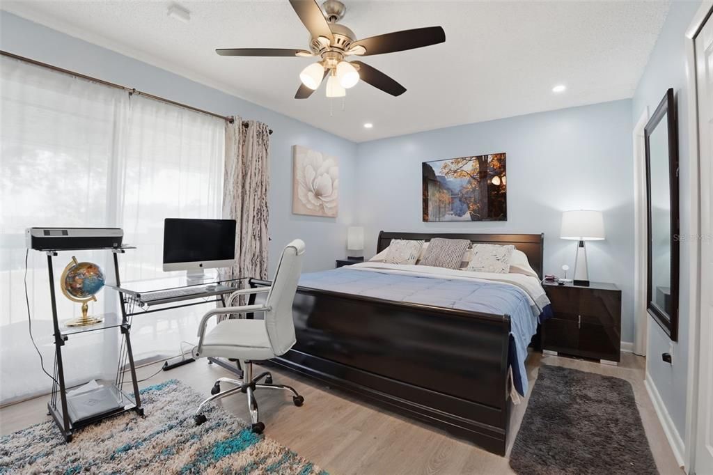 Activo con contrato: $260,000 (3 camas, 2 baños, 1565 Pies cuadrados)