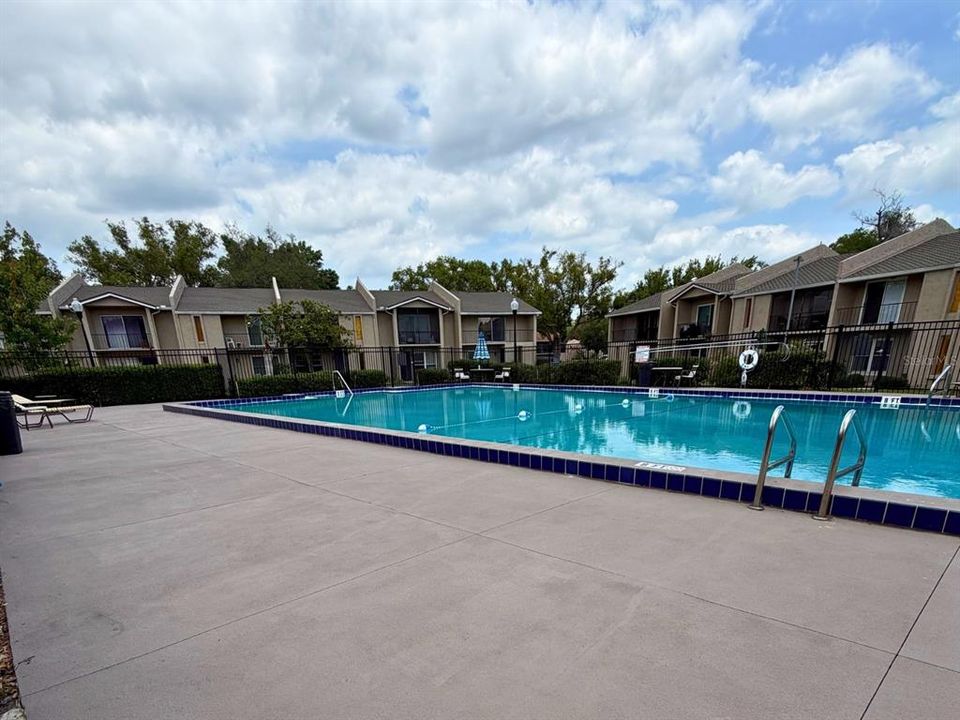 Activo con contrato: $260,000 (3 camas, 2 baños, 1565 Pies cuadrados)