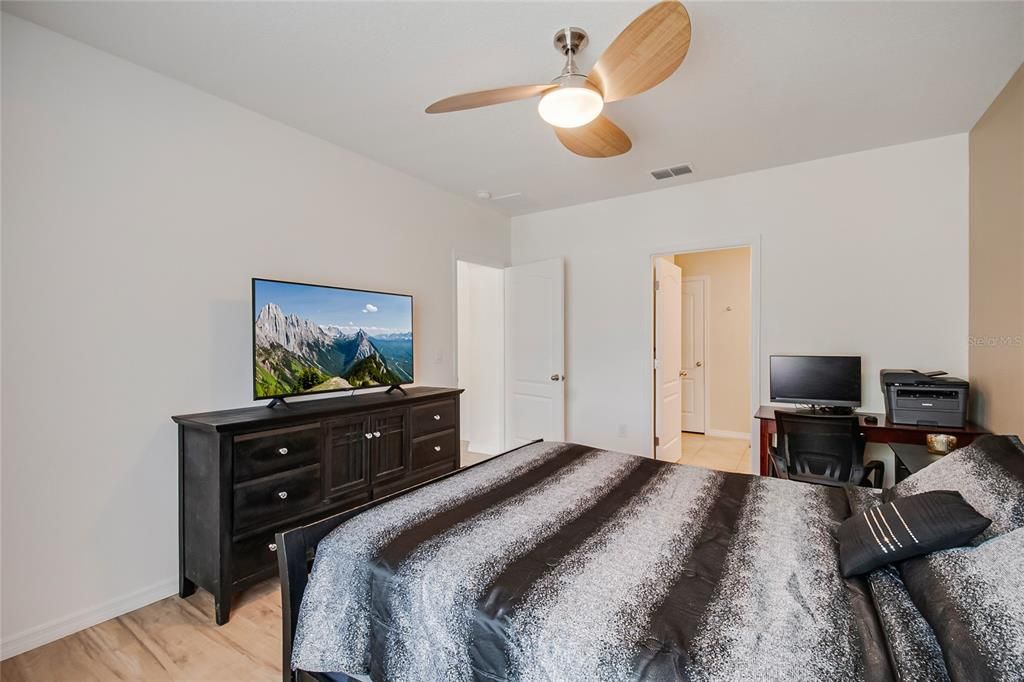 For Sale: $339,000 (4 beds, 2 baths, 1851 Square Feet)