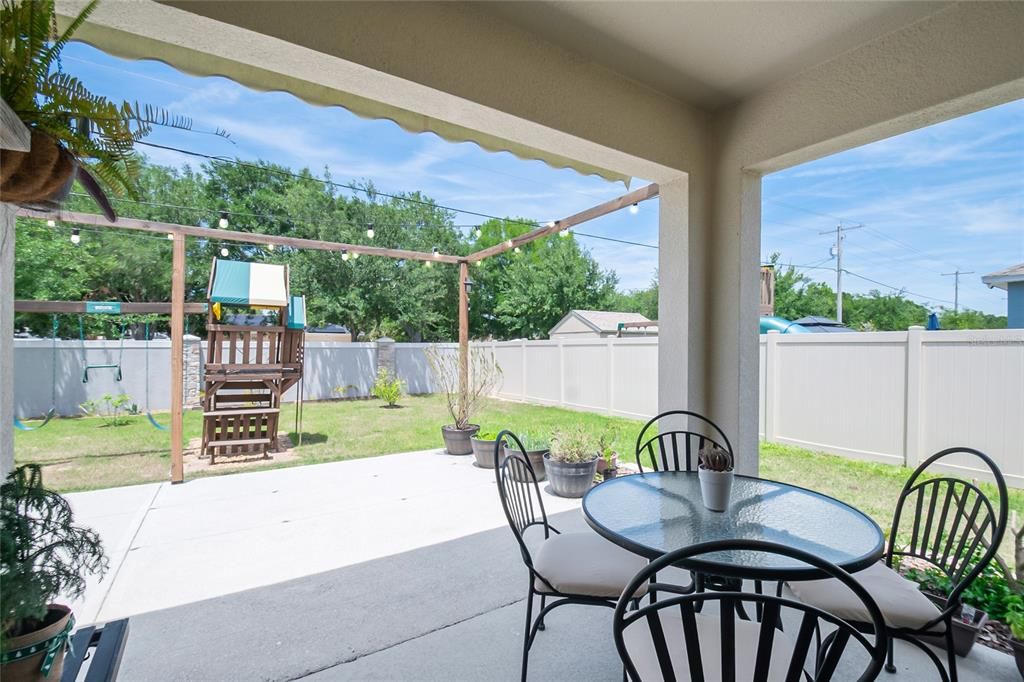 For Sale: $339,000 (4 beds, 2 baths, 1851 Square Feet)