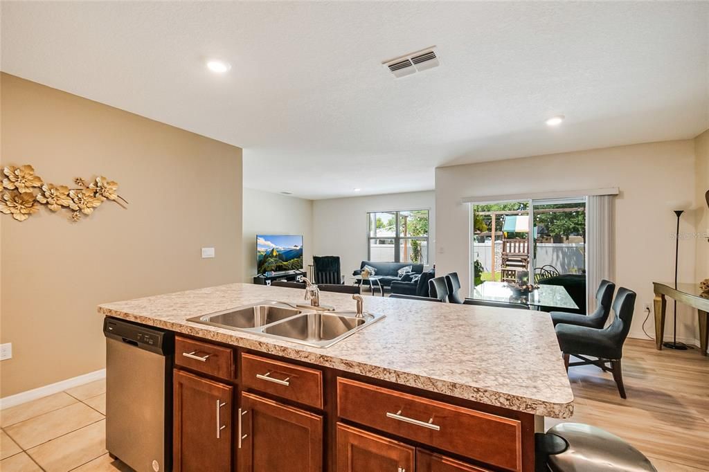 For Sale: $339,000 (4 beds, 2 baths, 1851 Square Feet)
