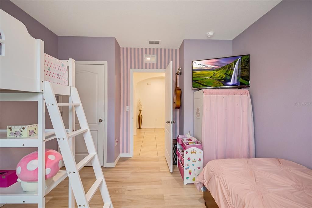 For Sale: $339,000 (4 beds, 2 baths, 1851 Square Feet)
