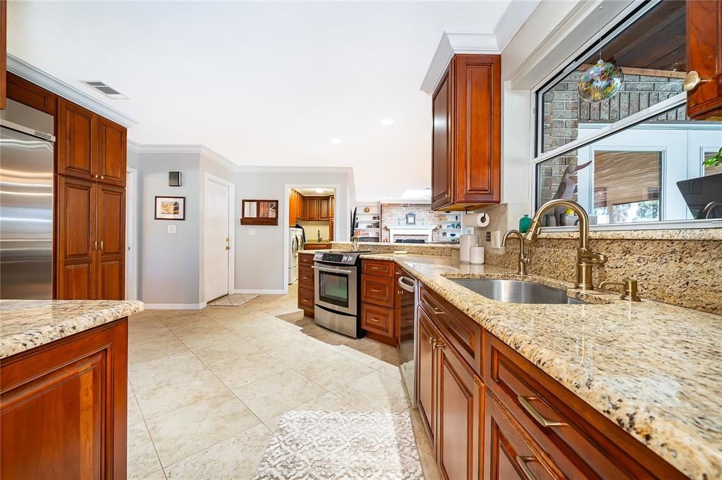 For Sale: $1,125,000 (3 beds, 2 baths, 2531 Square Feet)