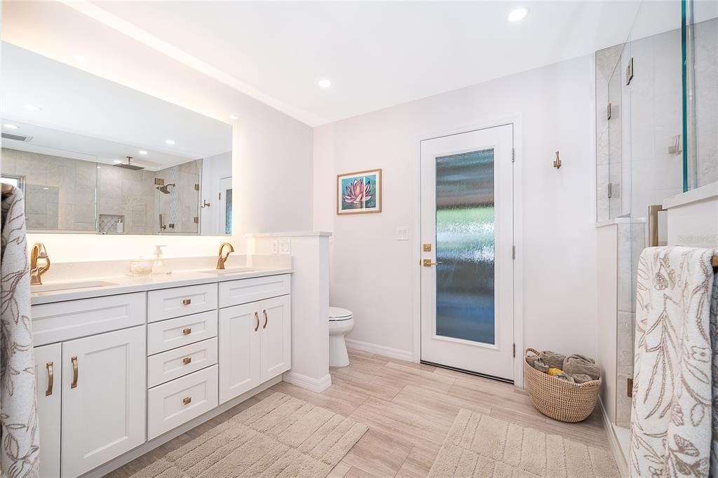 For Sale: $1,125,000 (3 beds, 2 baths, 2531 Square Feet)