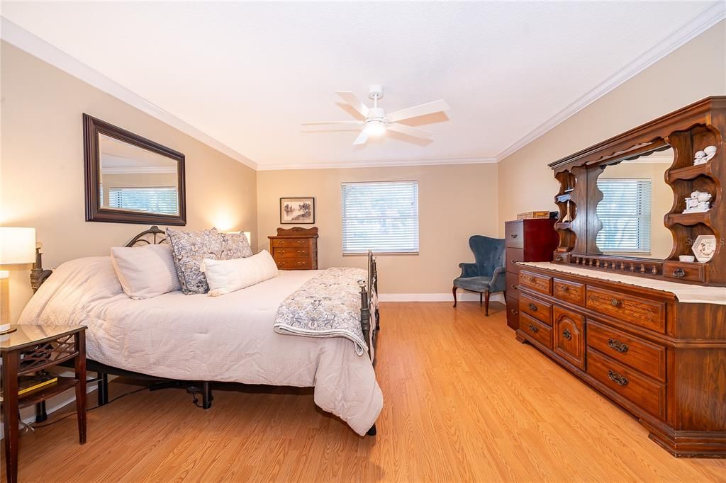 For Sale: $1,125,000 (3 beds, 2 baths, 2531 Square Feet)