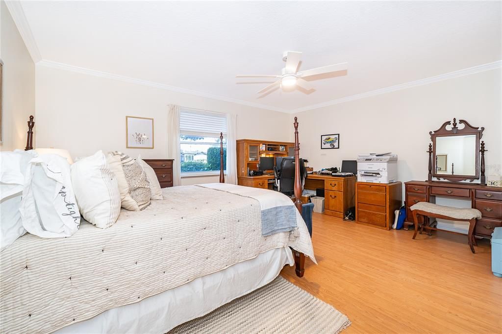 For Sale: $1,125,000 (3 beds, 2 baths, 2531 Square Feet)