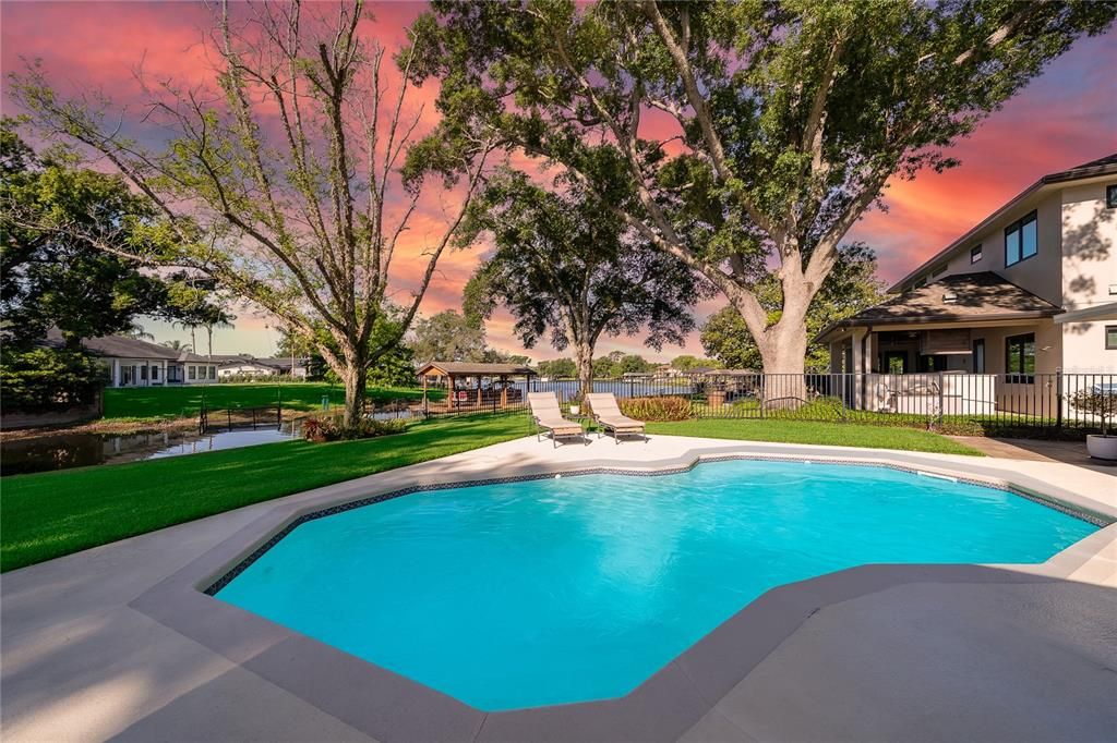 For Sale: $1,125,000 (3 beds, 2 baths, 2531 Square Feet)