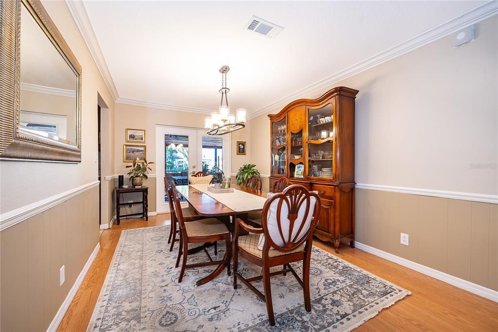 For Sale: $1,125,000 (3 beds, 2 baths, 2531 Square Feet)