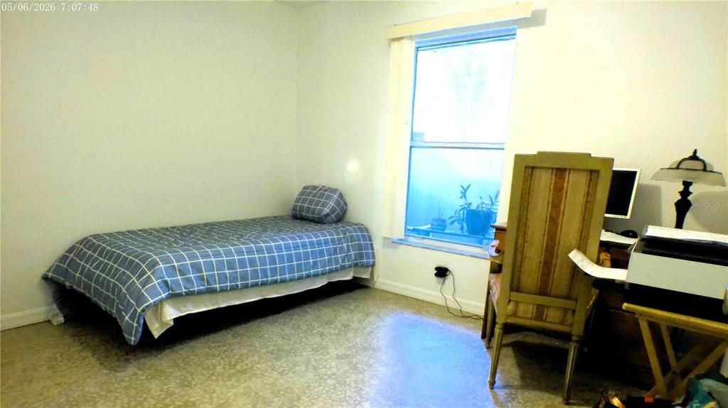 На продажу: $234,999 (3 спален, 2 ванн, 1362 Квадратных фут)