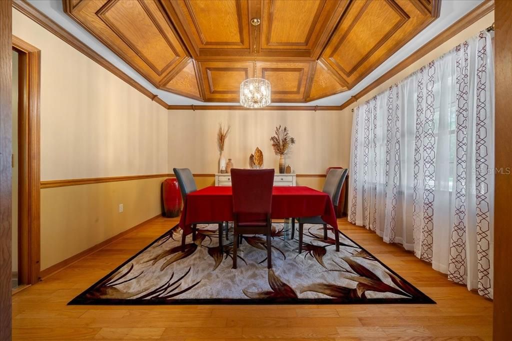 На продажу: $339,900 (3 спален, 2 ванн, 2466 Квадратных фут)