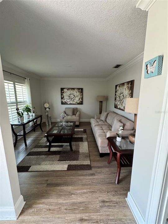 Active With Contract: $450,000 (3 beds, 2 baths, 1860 Square Feet)