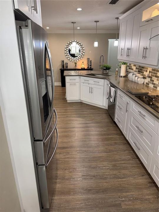 Active With Contract: $450,000 (3 beds, 2 baths, 1860 Square Feet)