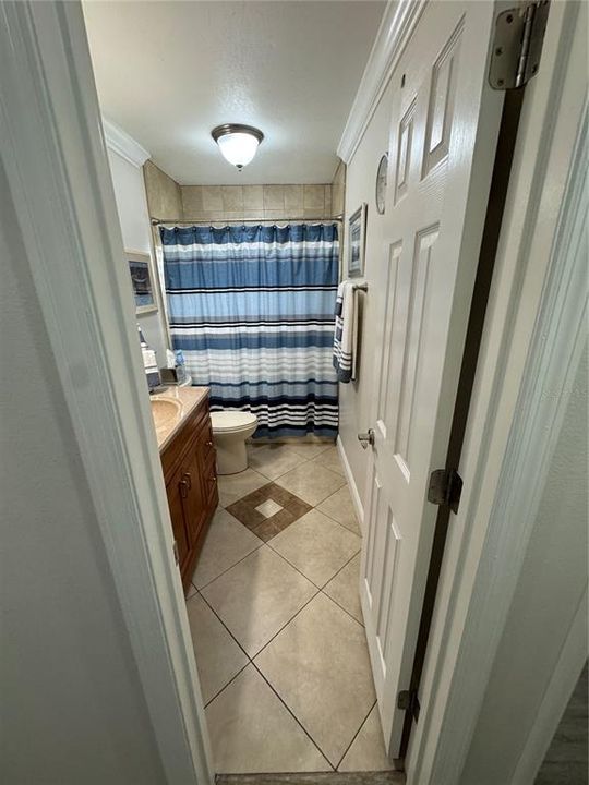 Active With Contract: $450,000 (3 beds, 2 baths, 1860 Square Feet)