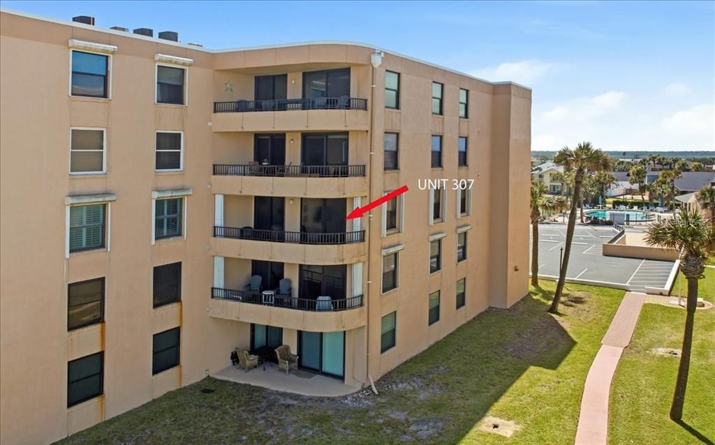 For Sale: $299,000 (2 beds, 2 baths, 1275 Square Feet)