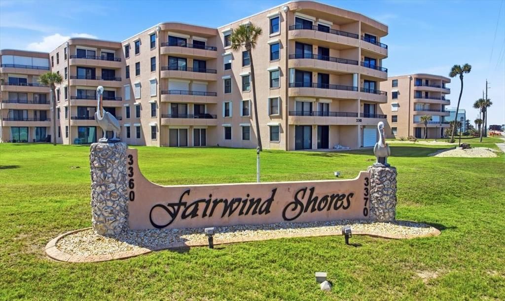 For Sale: $299,000 (2 beds, 2 baths, 1275 Square Feet)