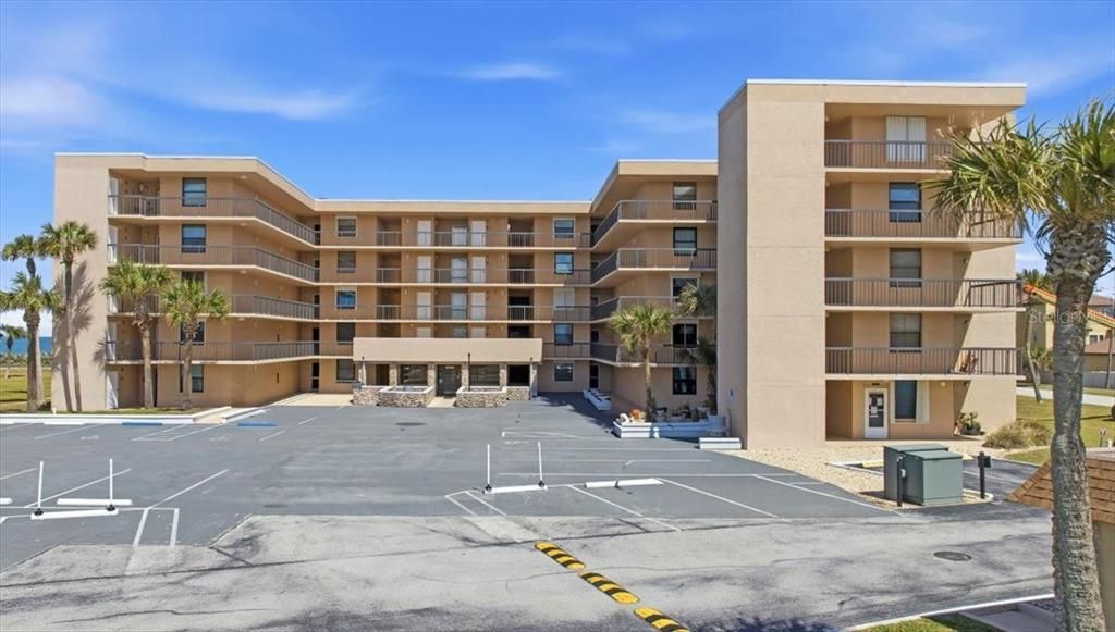 For Sale: $299,000 (2 beds, 2 baths, 1275 Square Feet)