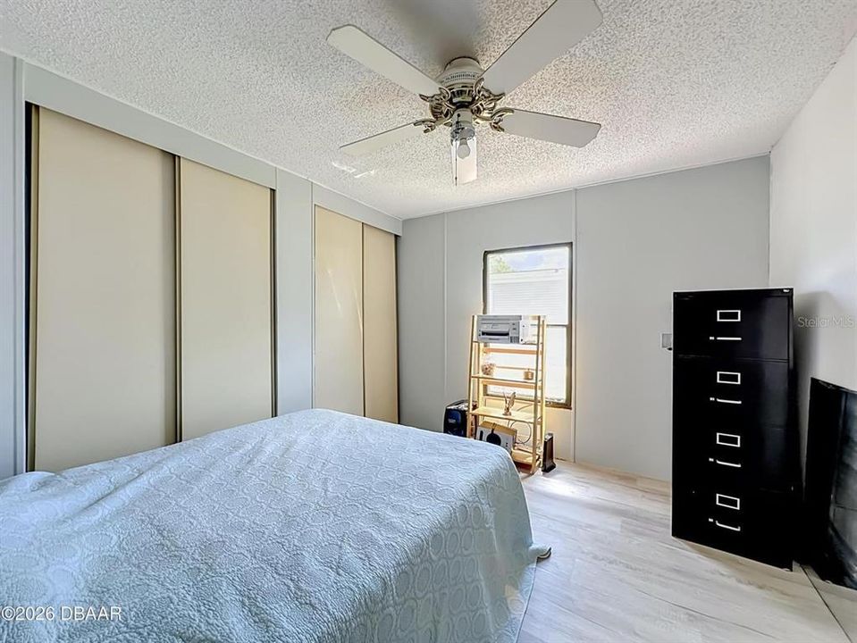 For Sale: $255,000 (4 beds, 3 baths, 1720 Square Feet)