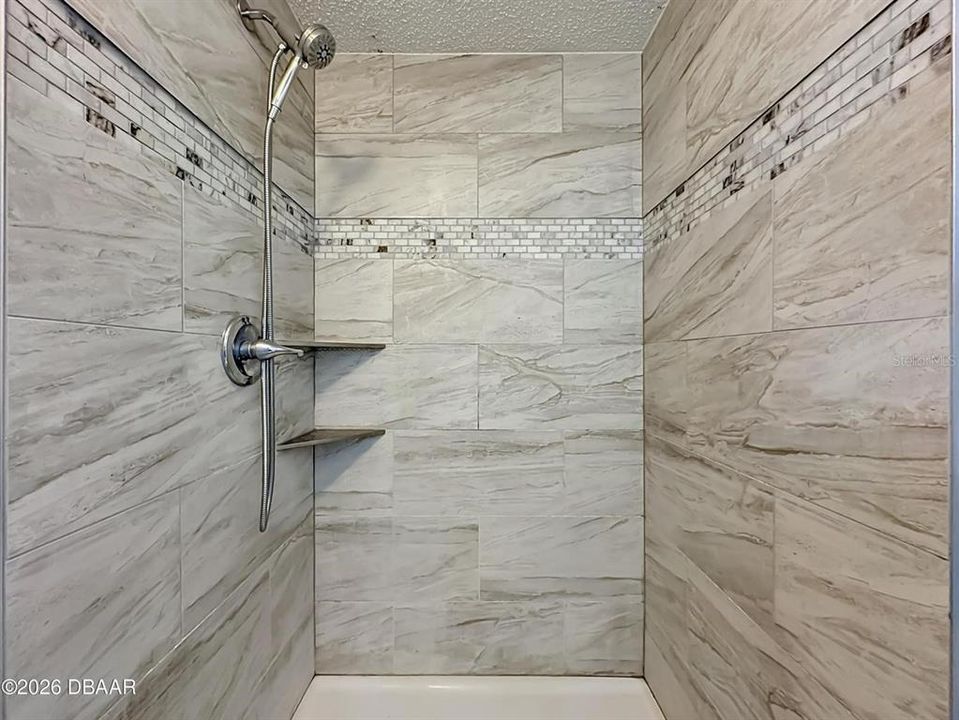 For Sale: $255,000 (4 beds, 3 baths, 1720 Square Feet)