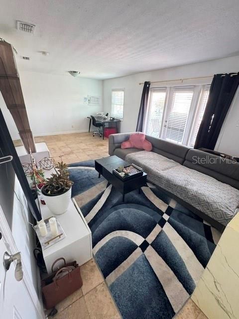 В аренду: $1,750 (1 спален, 1 ванн, 562 Квадратных фут)