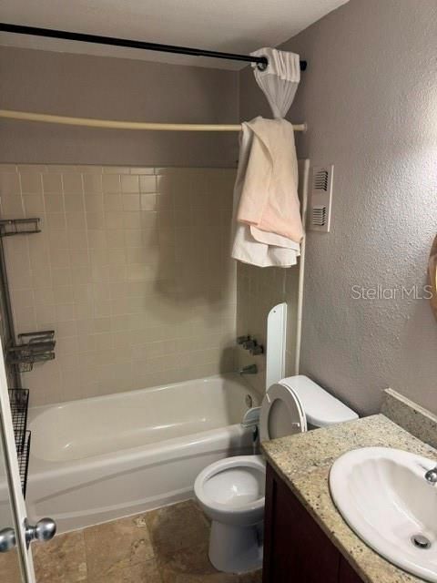В аренду: $1,750 (1 спален, 1 ванн, 562 Квадратных фут)