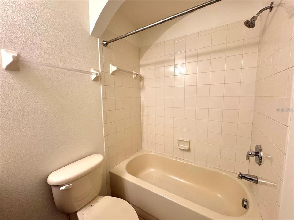 В аренду: $2,149 (3 спален, 2 ванн, 1298 Квадратных фут)