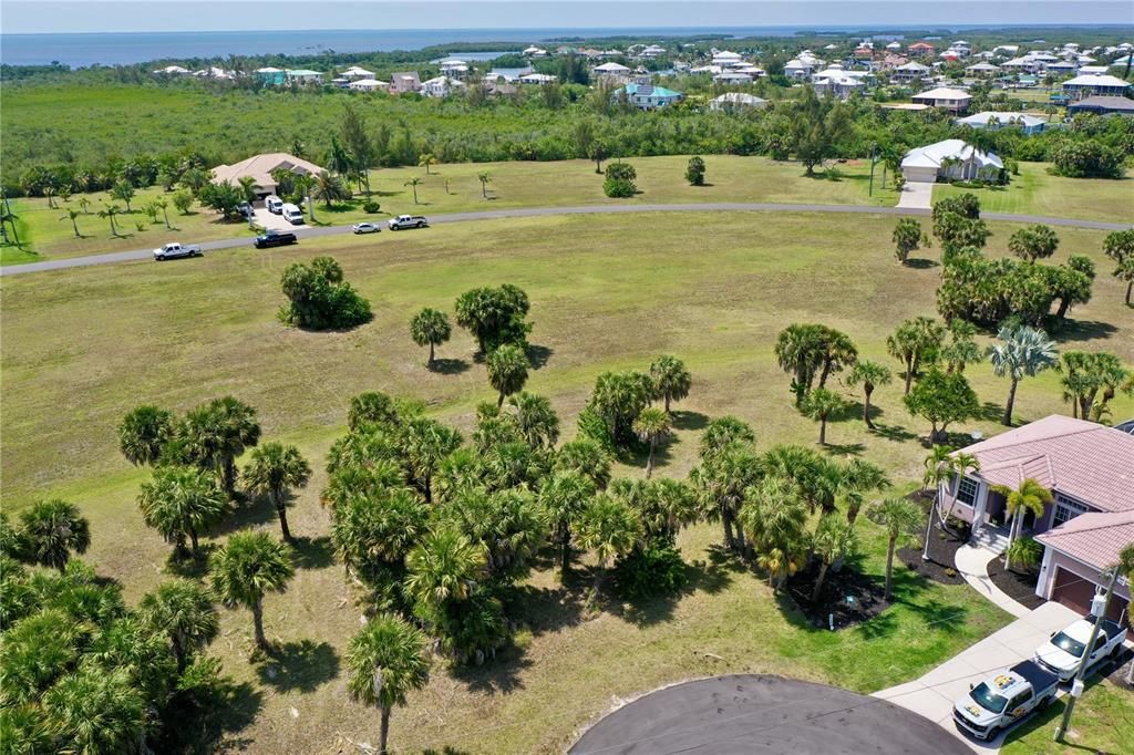На продажу: $29,500 (0.26 acres)
