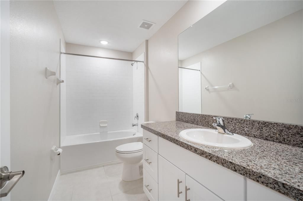 В аренду: $2,850 (4 спален, 2 ванн, 2582 Квадратных фут)
