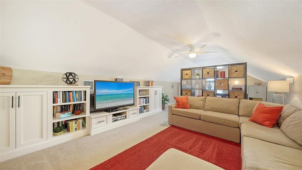 En Venta: $1,249,000 (4 camas, 4 baños, 3441 Pies cuadrados)