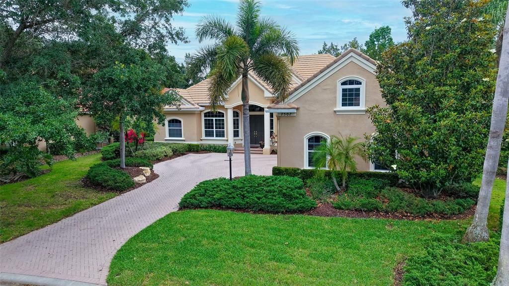 En Venta: $1,249,000 (4 camas, 4 baños, 3441 Pies cuadrados)