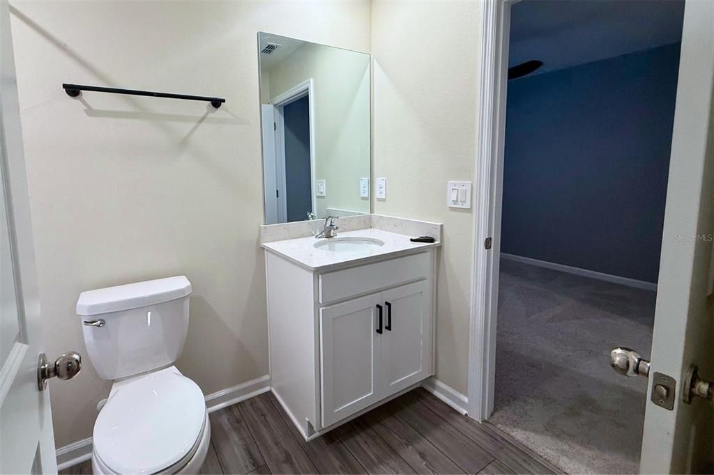 For Rent: $1,750 (3 beds, 2 baths, 1828 Square Feet)