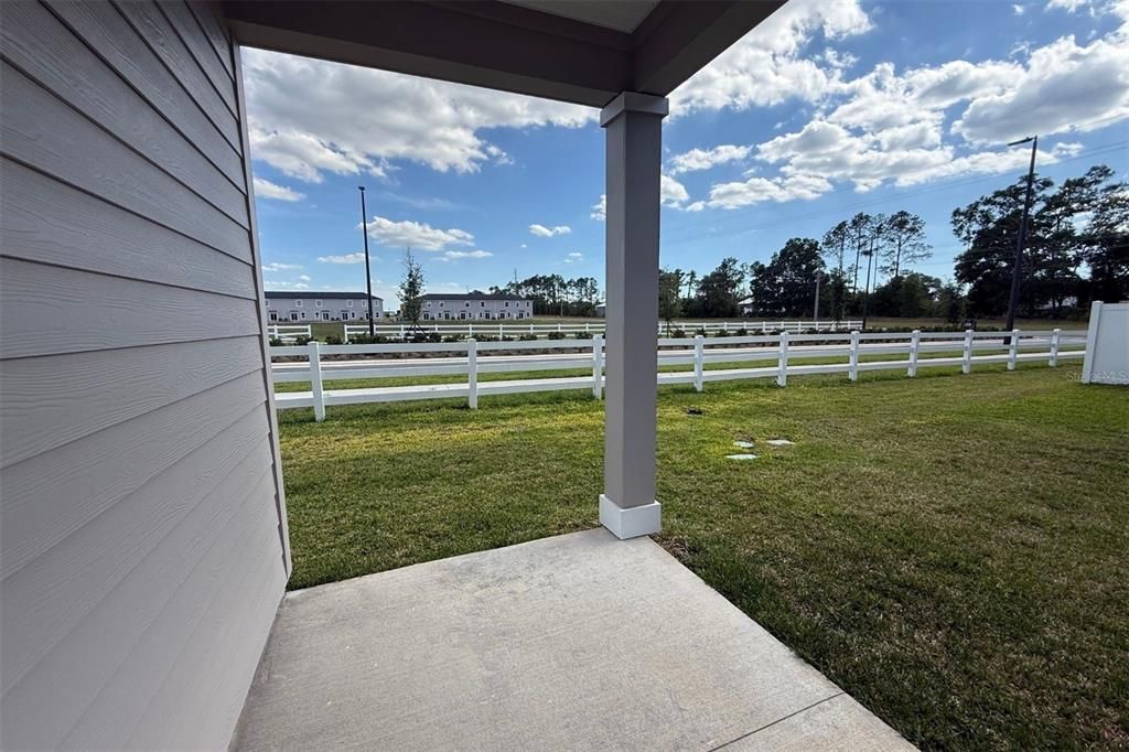 For Rent: $1,750 (3 beds, 2 baths, 1828 Square Feet)
