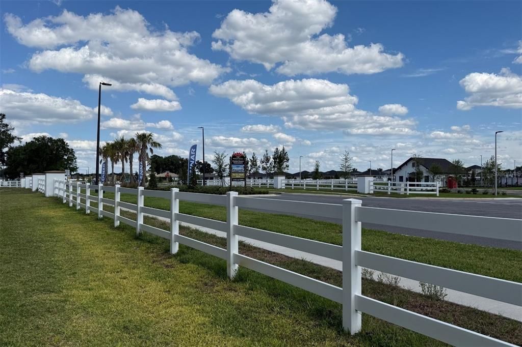 For Rent: $1,750 (3 beds, 2 baths, 1828 Square Feet)