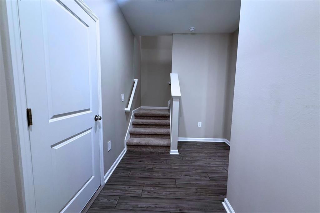 For Rent: $1,750 (3 beds, 2 baths, 1828 Square Feet)