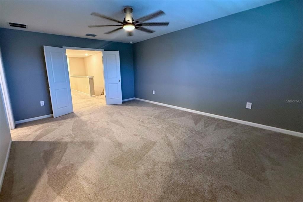 For Rent: $1,750 (3 beds, 2 baths, 1828 Square Feet)